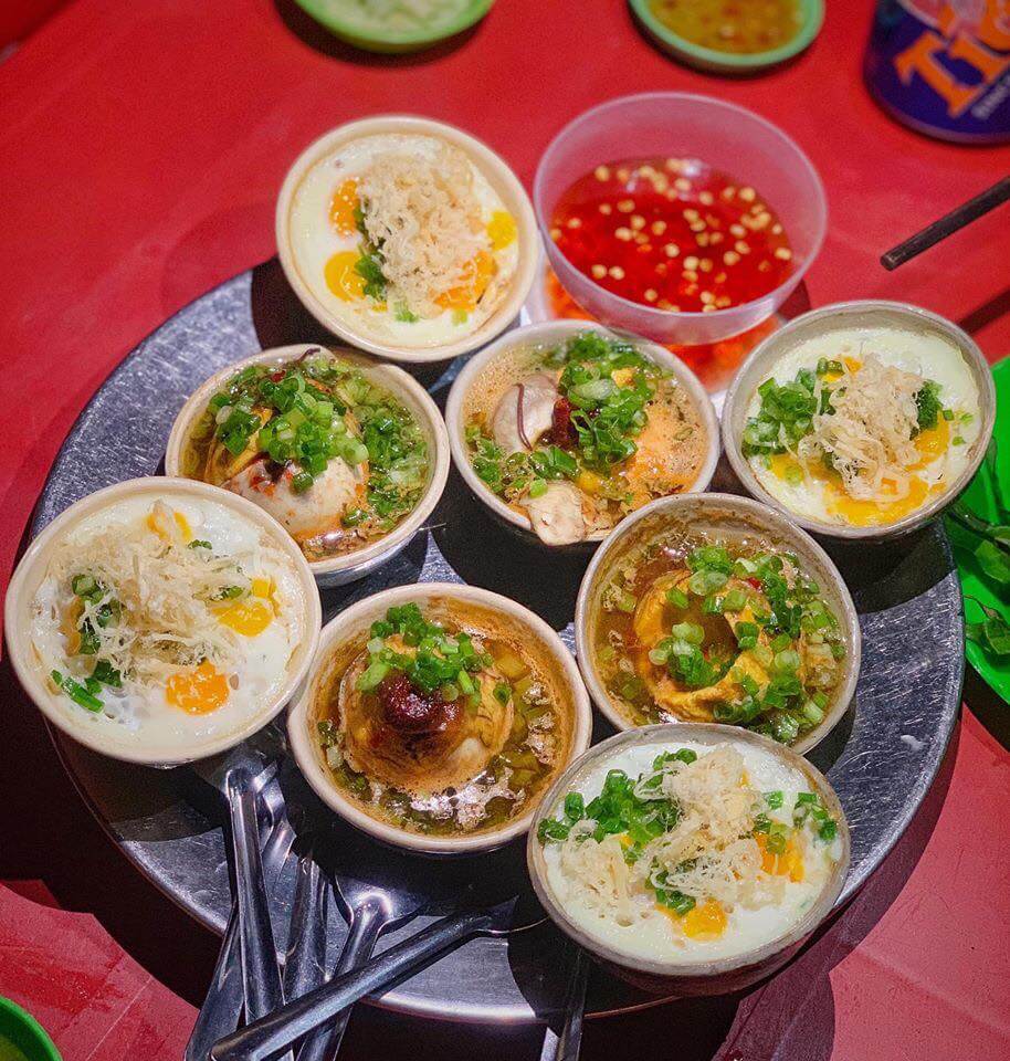 Các món ăn vặt tại Vĩnh Hy cũng đa dạng và gây nghiện