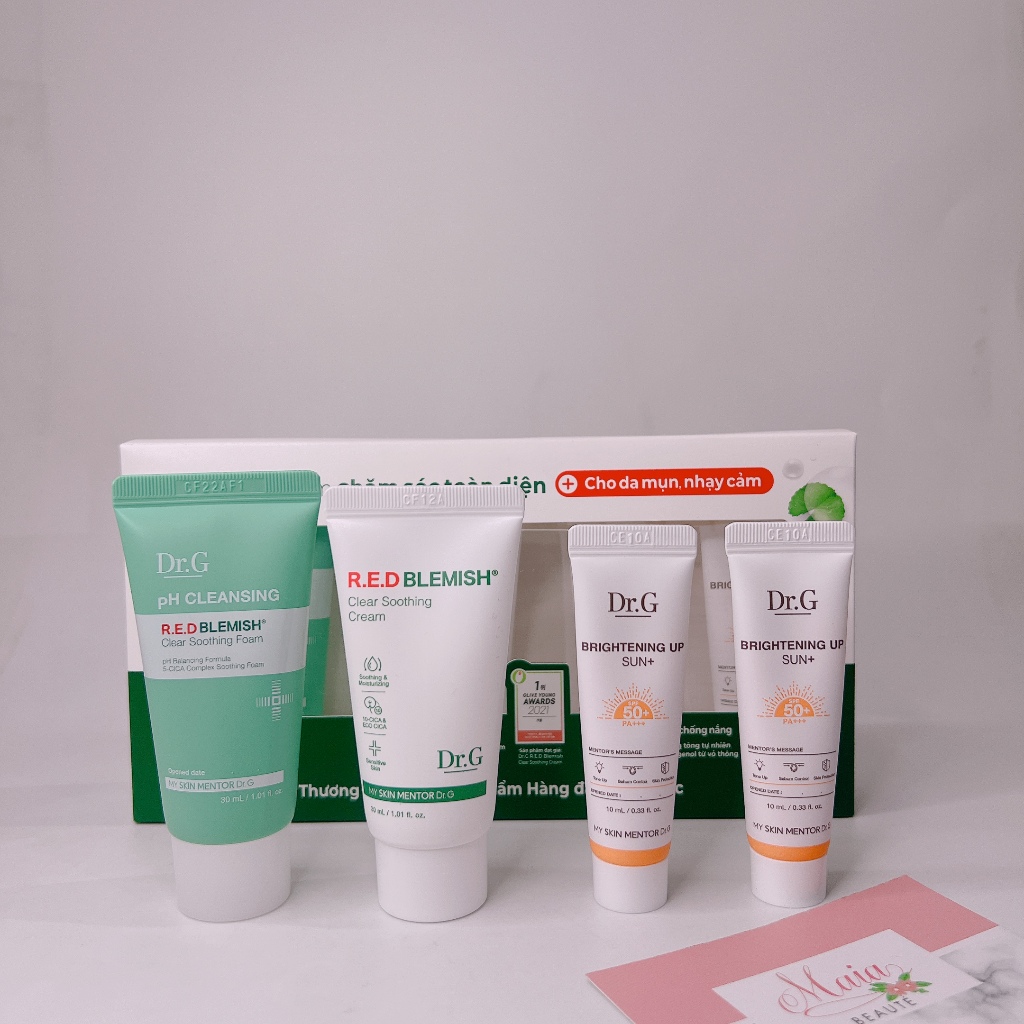 Với chị em phụ nữ thì đây là món đồ không thể thiếu cho chuyến du lịch biển 