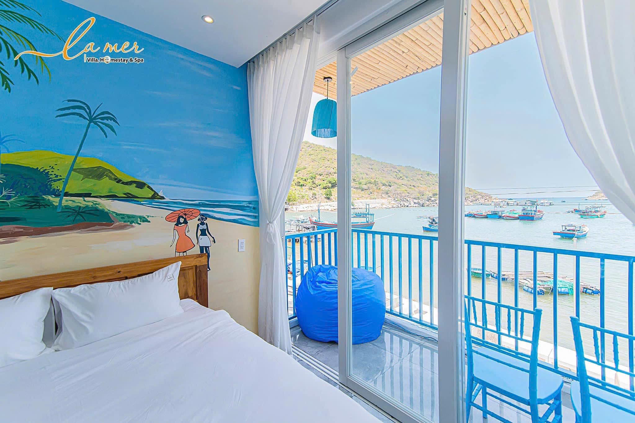 Những căn villa view biển tại Vĩnh Hy được rất nhiều du khách lựa chọn cho chuyến đi của mình